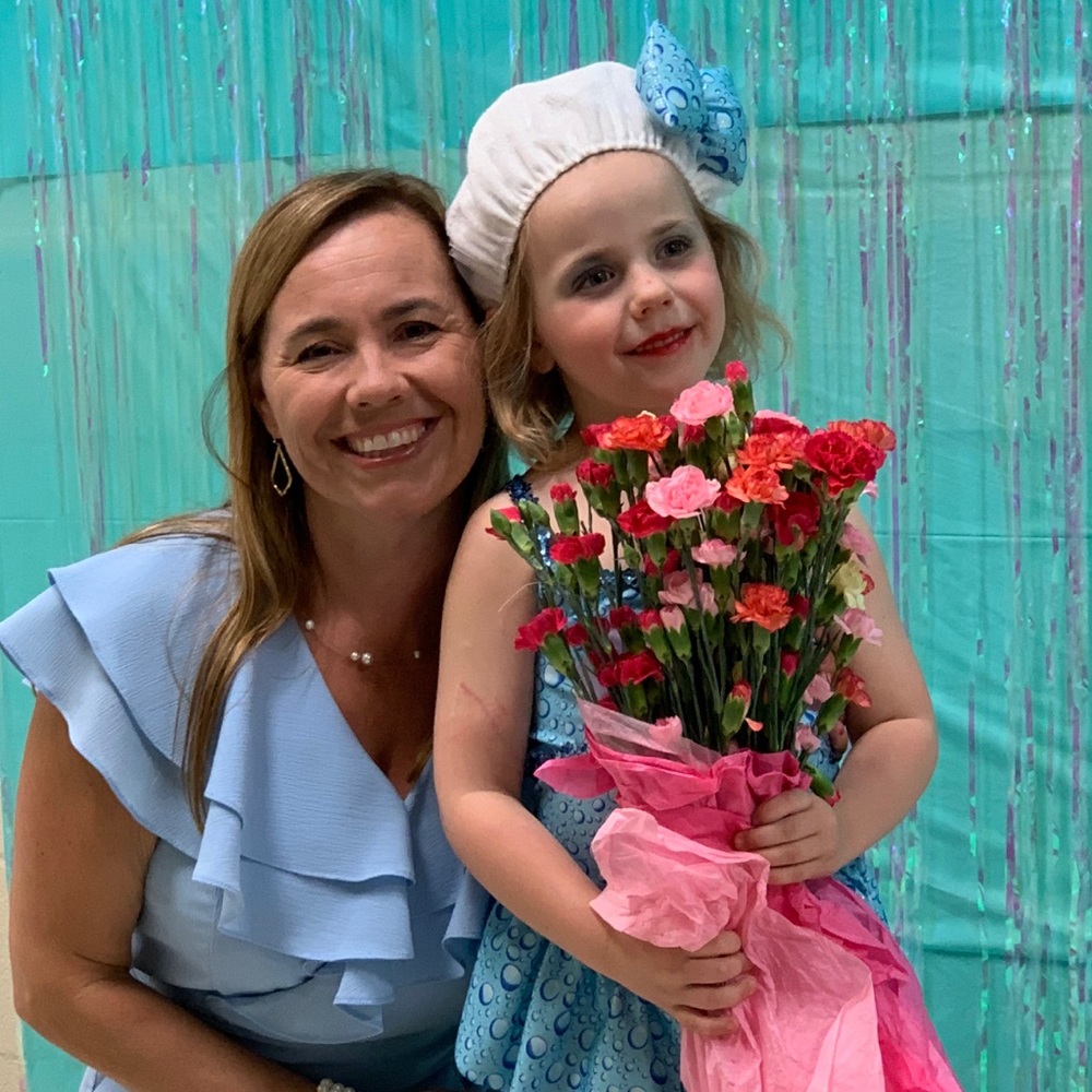 Meet your Posher, Lara